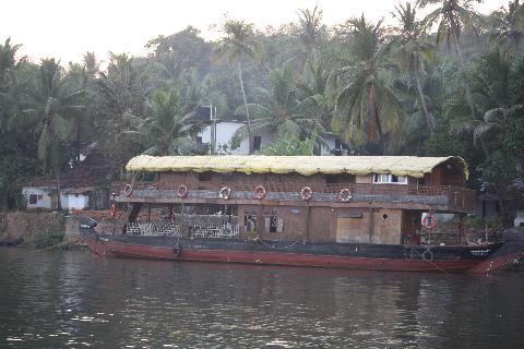 Boat Cruise in Goa - Download Goa Photos