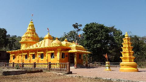 Temple at Nachinola - Download Goa Photos