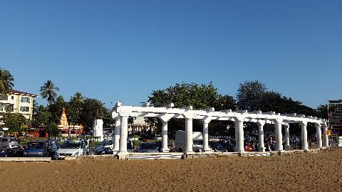 Miramar Beach - Download Goa Photos
