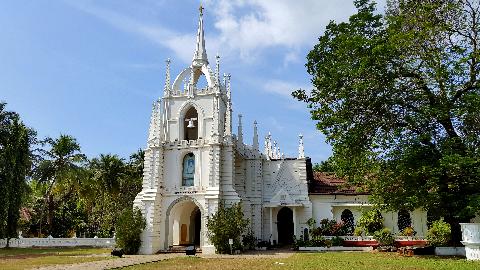 Mae de deus Saligao Church - Download Goa Photos